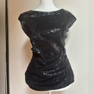 SALE 3️⃣ for $8! XS Black Sequin T-Shirt 🪩 The Limited